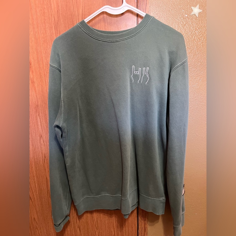 Crewneck sweater